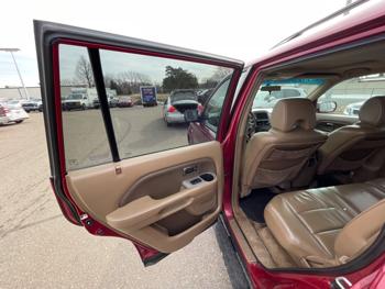 2006 honda pilot ex-4wd-at with 260470 miles for sale near fridley, minnesota 93f7bdc3c8a440ef866a8afcbdc6e94f.jpeg