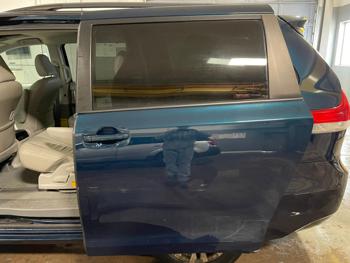 2011 toyota sienna with 212471 miles for sale near elk-river, minnesota 93fea4b800734407a7acf6e5292cc5b0.jpg