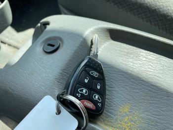 2005 chrysler town-&-country touring with 276798 miles for sale near elk-river, minnesota 946b5f25d5e143a9890e51d6719d9979.jpeg