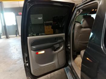 2003 chevrolet suburban 1500-4wd with 287351 miles for sale near elk-river, minnesota 94c9d57f6b854f10b76371e33b85aa13.jpg