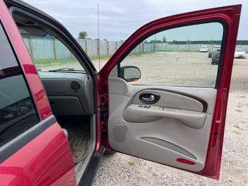 2004 buick rainier cxl-plus-awd with 201945 miles for sale near elk-river, minnesota 951c94479b004796beb96d64892170b5.jpeg