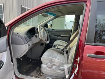 2004 toyota sienna ce with 205694 miles for sale near elk-river, minnesota 95370d92ad1a490abdea2e2afcbbc0d0.jpg