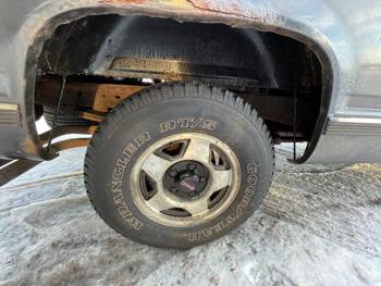 1991 gmc sierra-c-k-1500 reg.-cab-8-ft.-bed-2wd with 176147 miles for sale near elk-river, minnesota 95a953ee1b574e76b61073b2241352d0.jpeg