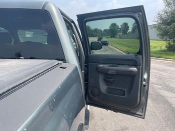 2011 chevrolet silverado-1500 lt-crew-cab-4wd with 211553 miles for sale near elk-river, minnesota 95b368f977d647dab3522c6ddfa2b20a.jpeg