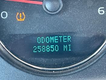 2007 gmc yukon-xl sle-1-1-2-ton-4wd with 258851 miles for sale near burnsville, minnesota 95f1b869d60645e8ad928d91d27a0a7b.jpeg