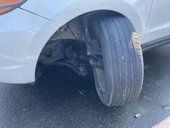 2009 hyundai santa-fe limited-awd with 206664 miles for sale near burnsville, minnesota 96b2ddeb68aa45caa06170463ba99256.jpeg