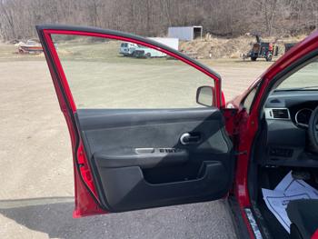 2011 nissan versa 1.8-sl-hatchback with 161381 miles for sale near jordan, minnesota 96cb23ee4e0e409cbe06a81e377f6476.jpeg