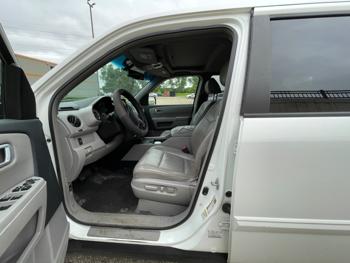 2009 honda pilot ex-l-4wd with 269405 miles for sale near burnsville, minnesota 96d5550d965e44e7bd188646e47d0af3.jpeg
