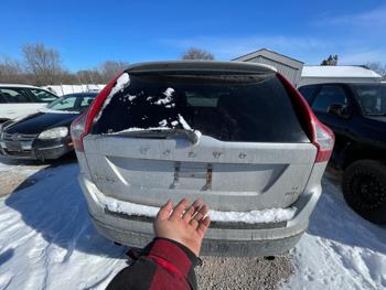 2010 volvo xc60 with 245515 miles for sale near elk-river, minnesota 976d100b3df74682a56997adde61298e.jpg