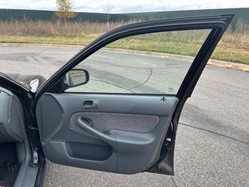 1998 honda civic lx-sedan with 113879 miles for sale near elk-river, minnesota 9783e121d3b64733b63c08e0b4ec2f07.jpg