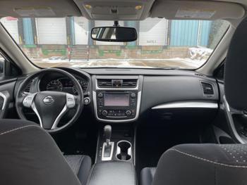 2017 nissan altima 2.5-s with 153306 miles 982aa767f48a49be93fa2ddeb516c309.jpeg