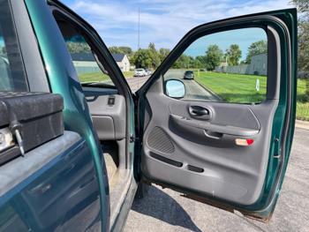 2000 ford f-150 ws-reg.-cab-short-bed-4wd with 197733 miles for sale near elk-river, minnesota 98f16ec0c931453e85688ca313615f85.jpeg