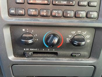 2002 mercury villager sport with 120580 miles for sale near elk-river, minnesota 99a4194b00d34a0ca21cbe0700d82cd8.jpeg