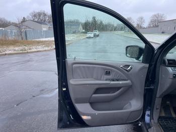 2008 honda odyssey touring with 258066 miles for sale near elk-river, minnesota 9a855b6129ab4697bcf0a5a09f9bb75f.jpg