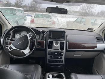 2010 chrysler town-and-country touring with 184874 miles for sale near elk-river, minnesota 9af78db9bd0b4e7c9e7f427f89e39d8b.jpg