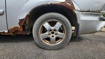 2004 dodge grand-caravan sxt with 275900 miles for sale near burnsville, minnesota 9b09724f4e0c47d7bb4152ad41ea748b.jpg