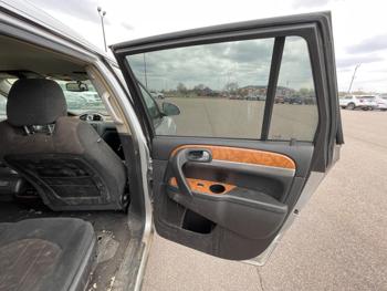 2009 buick enclave cx-fwd with 236627 miles for sale near redwood-falls, minnesota 9b425878260c4e988b152034835a454b.jpeg