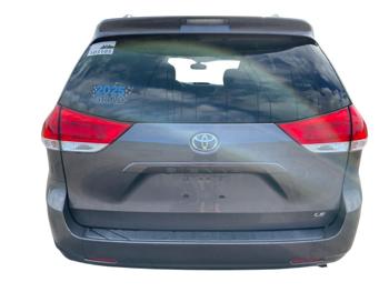 2011 toyota sienna le-8-pass-v6 with 190349 miles for sale near elk-river, minnesota 9b671130aaa84705a9298bc7b883073b.jpg