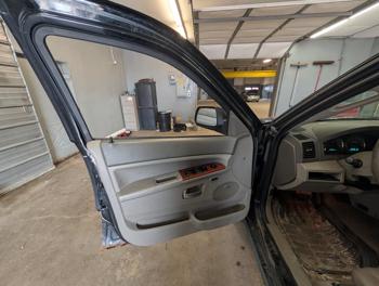 2007 jeep grand-cherokee limited-4wd with 190229 miles for sale near elk-river, minnesota 9b7a598160534bf0a13f5263166983a0.jpg