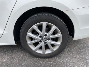 2013 volkswagen jetta se with 148618 miles for sale near elk-river, minnesota 9b8ce6a2526f4b4d8090a1f86b00de85.jpeg