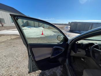 2008 toyota rav4 base-i4-4wd with 259343 miles for sale near elk-river, minnesota 9d5cf7403a31460b8398316d4c3bb94e.jpeg