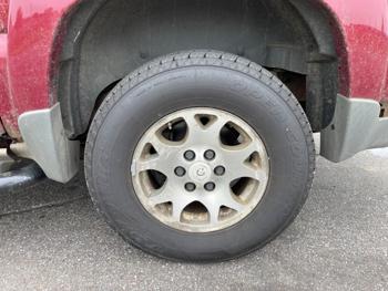 2004 chevrolet suburban 1500-4wd with 315133 miles for sale near elk-river, minnesota 9d829c1cacd34f3085f6324a33034d4f.jpeg
