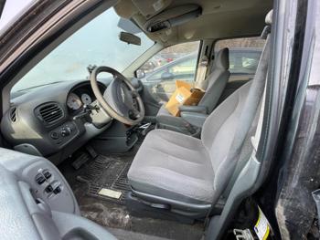 2006 chrysler town-and-country base-lx with 227559 miles for sale near elk-river, minnesota 9d9f204bf5c7477d807e328c61dc76ab.jpg