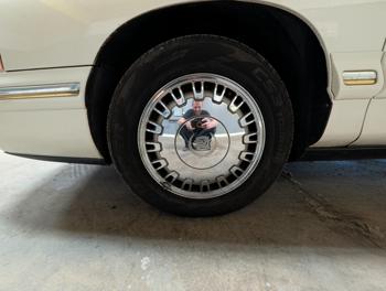 1999 cadillac deville delegance with 107372 miles for sale near elk-river, minnesota 9e5c99018b1640f0950ab5bdba25e5e7.jpg