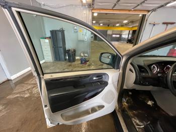 2014 dodge grand-caravan se with 163468 miles for sale near elk-river, minnesota 9e680d5e2da74cd1ab7ad091bafd6520.jpeg