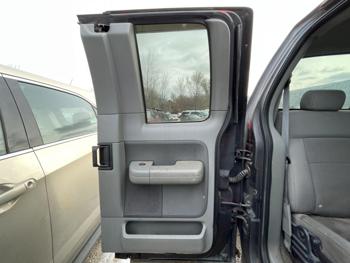 2004 ford f-150 xl with 243495 miles for sale near elk-river, minnesota 9e6b9d01d5eb4ebab37aa845b16d10e6.jpg