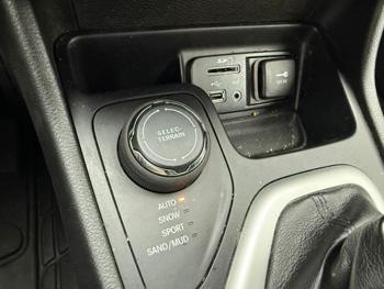 2015 jeep cherokee latitude with 100130 miles for sale near elk-river, minnesota 9ed55843c56143deb58f307355fb66c1.jpg