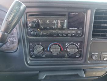 2002 gmc sierra-1500 sl-short-bed-4wd with 151825 miles for sale near elk-river, minnesota 9ee2b4445df443efb65432d89c3afd1f.jpg