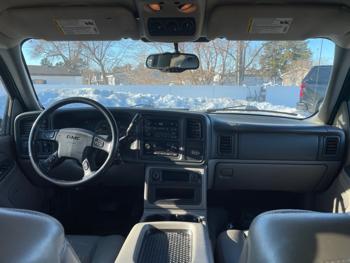 2006 gmc yukon-xl sl-1500-4wd with 260584 miles for sale near fridley, minnesota 9f1a9cf394644074a1dc8858323d7eca.jpeg