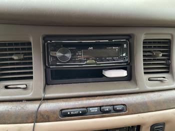 1997 lincoln town-car sel with 257716 miles for sale near elk-river, minnesota 9f4a4018dec64adfbe1e768446713f28.jpg