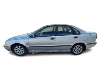 2001 volvo s40 sedan with 144822 miles for sale near elk-river, minnesota 9f72de03429e4e169dc170fd3fab536d.jpg