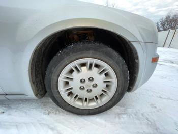 2005 chrysler 300 base with 181192 miles for sale near elk-river, minnesota 9f86e80abf2a4e528d316059a4a4255a.jpeg