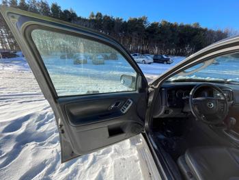 2006 mazda tribute s-4wd-4-spd-at with 234415 miles for sale near elk-river, minnesota 9f9b711dfd3d4a2db26a85c28f13bf08.jpeg