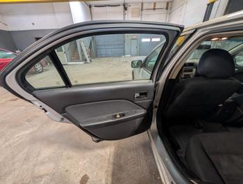 2010 ford fusion se with 224531 miles for sale near elk-river, minnesota 9fa5c04748b94b9384007cabc1ecdcbf.jpg