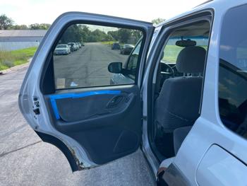 2004 mazda tribute lx-4wd with 197487 miles for sale near elk-river, minnesota 9fb434fc18bf413db3c156bee647ad1f.jpeg