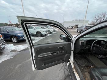 2004 gmc canyon sle with 147411 miles for sale near white-bear-lake, minnesota a001f775d0d44c5dacad09fe37dc292f.jpeg