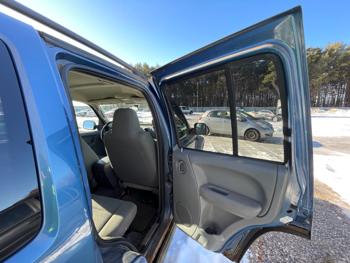 2005 jeep liberty sport-4wd with 223774 miles for sale near elk-river, minnesota a027deb170a34ba1aa7e42963029e29b.jpeg