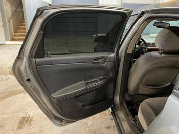 2006 chevrolet impala lt with 165983 miles for sale near elk-river, minnesota a0898ddf6af04b95ab304c54e35fc4a0.jpg