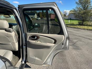 2004 buick rainier cxl-plus-2wd with 156053 miles for sale near elk-river, minnesota a12c4394d3bd47aeaeab2088802dc328.jpg