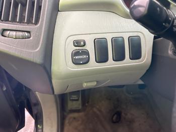 2005 toyota highlander limited-v6-2wd with 268564 miles for sale near elk-river, minnesota a13b0e978c674ada9ab1f633a0b32999.jpeg