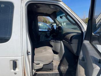 2006 ford e-250 with 396782 miles for sale near elk-river, minnesota a14c3035e3244e7da81f2bd2e0ba6f01.jpg