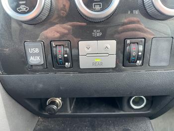 2011 toyota sequoia plantium-4wd-ffv with 210069 miles for sale near hastings, minnesota a1b88f23fe10491585c62b91ec618013.jpeg