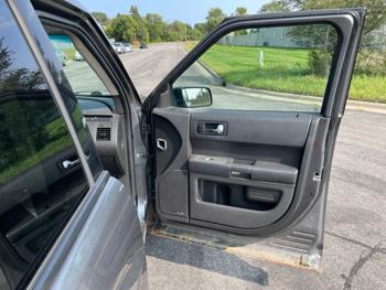 2009 ford flex se-fwd with 236591 miles for sale near elk-river, minnesota a1c50bb071da425297e375212305e13e.jpeg