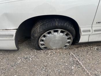 1998 cadillac deville with 81518 miles for sale near elk-river, minnesota a1d63382afcd41e1b32c4aa69660061e.jpg