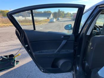 2010 mazda mazda3 i-sport-4-door with 153021 miles for sale near elk-river, minnesota a22bae851fee4256a87beb9e1d0b2258.jpeg