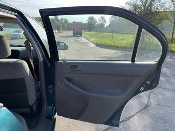 1998 honda civic lx-sedan with 137756 miles for sale near elk-river, minnesota a230c3849ece44b780d9ee76dad3665b.jpeg